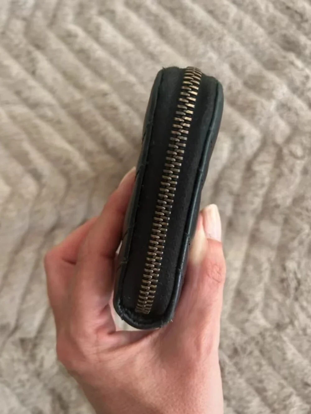 Gucci Black Quilted Leather Zip-Around Wallet with Gold Double G